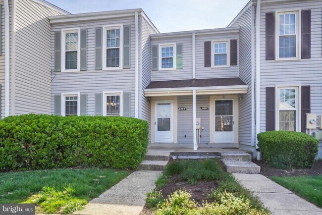 Building Photo - 6389 Fenestra Ct