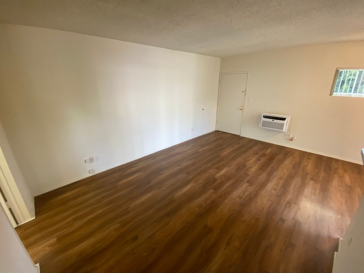 Building Photo - 3746 S Canfield Ave