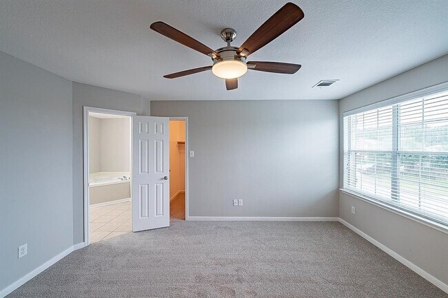 Building Photo - 28877 San Bernard River Loop