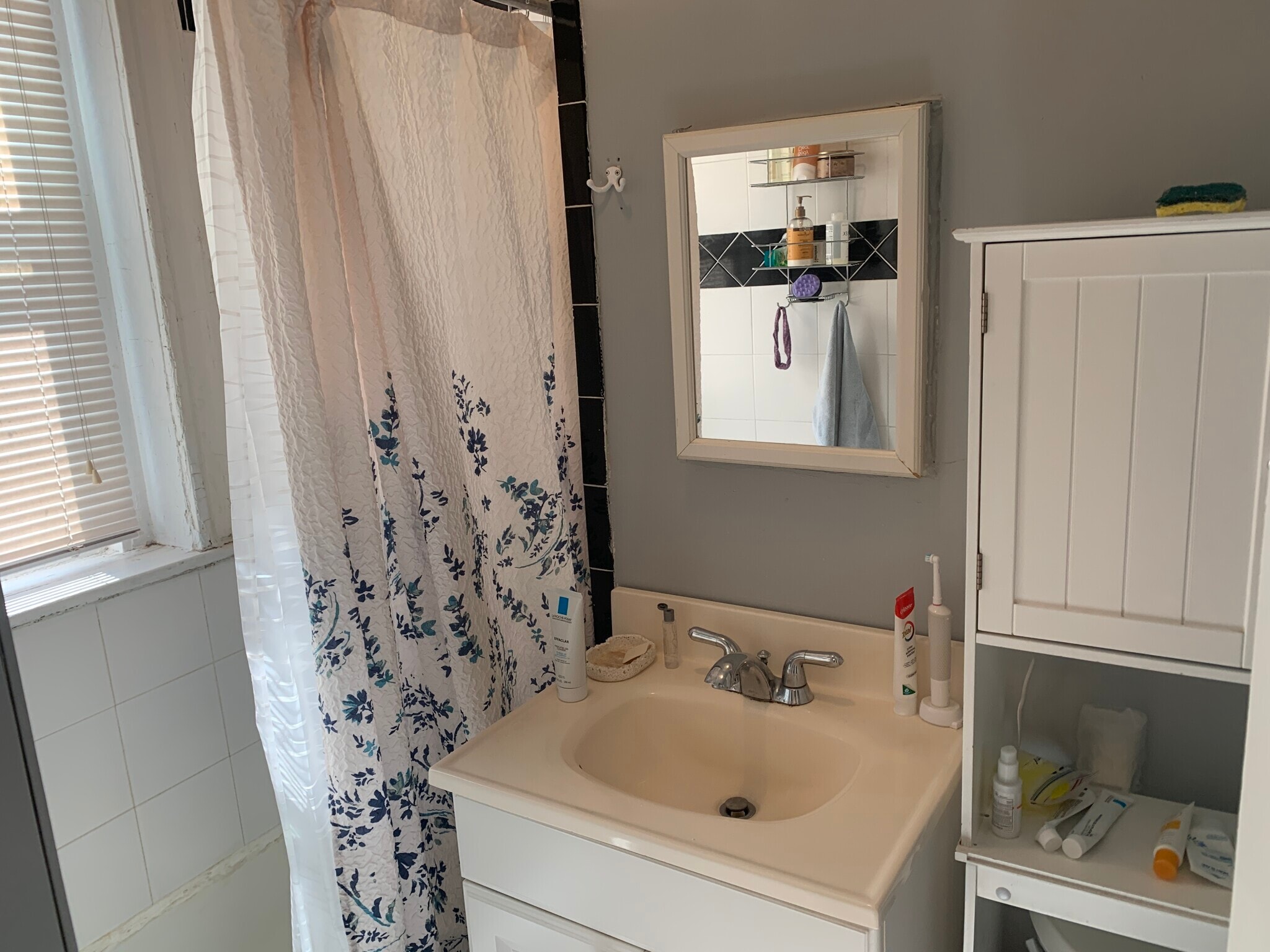 Building Photo - 1629 Commonwealth Ave