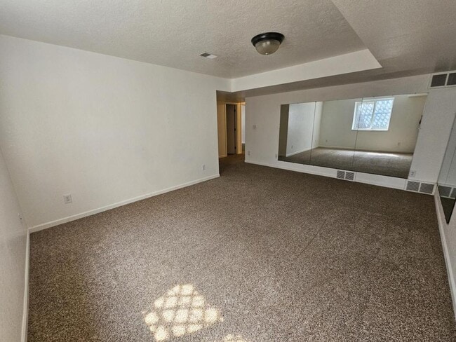 Building Photo - 5110 W 6th Street Rd