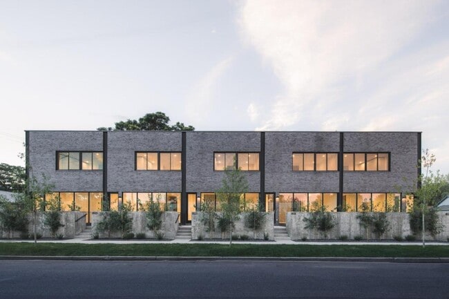 Building Photo - 1821 E 38th Ave
