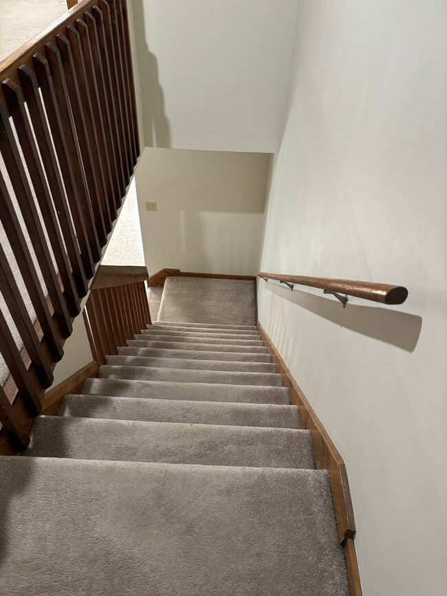 Building Photo - 5615 NW 66th Terrace