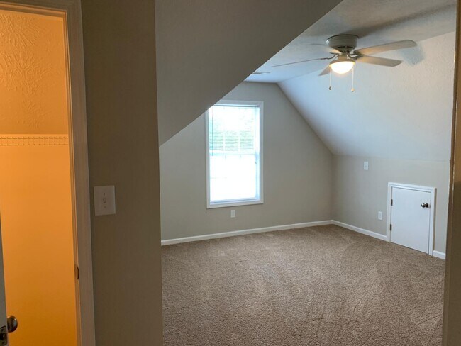 Building Photo - 4324 E Barcelona Way