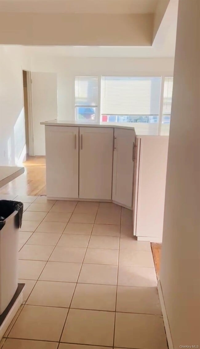 Building Photo - 118-06 179th St