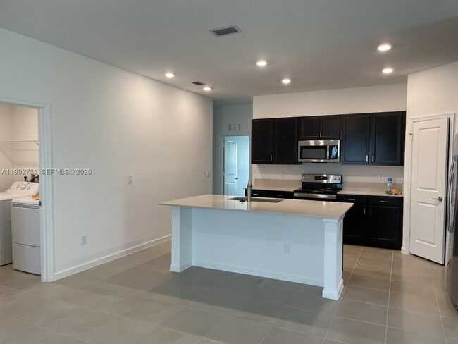 Building Photo - 4244 Thurso Wy