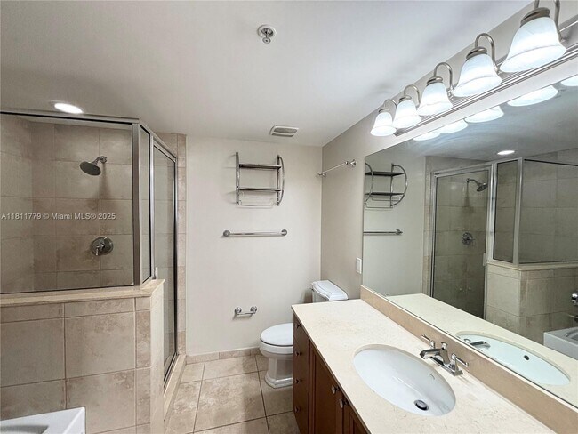 Building Photo - 55 Merrick Way