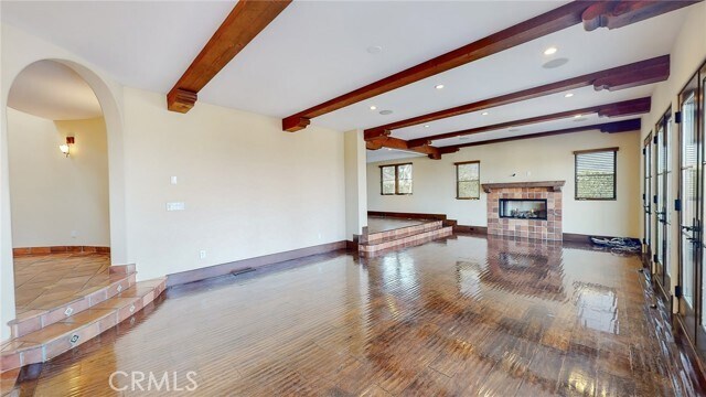 Building Photo - 227 Pso De Granada