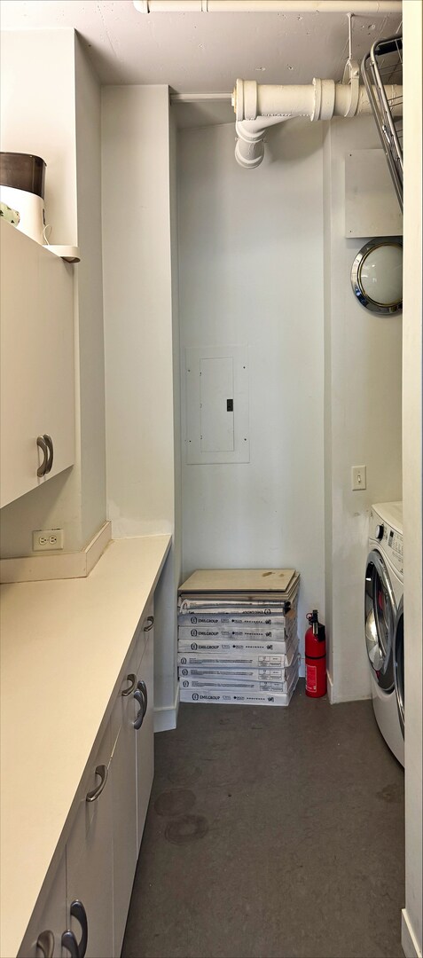 Building Photo - 1530 S State St