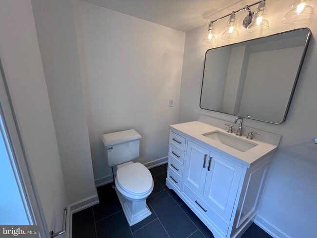 Building Photo - 625 Conestoga Rd