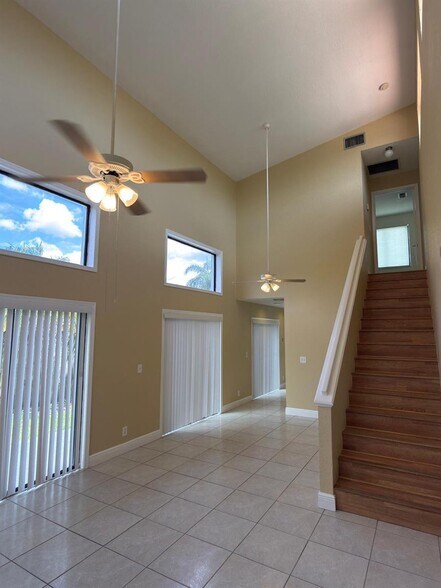Building Photo - 13769 Yarmouth Dr