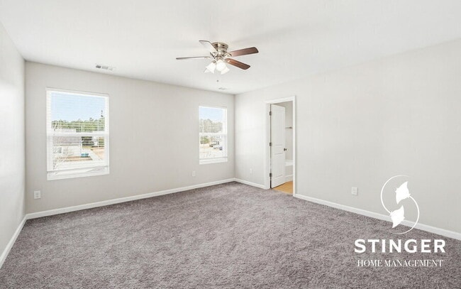 Building Photo - 4 Burley Ln