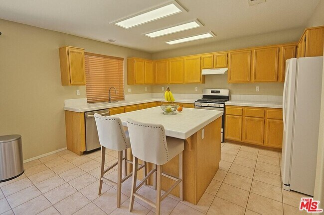 Building Photo - 16462 Turnbury Ct