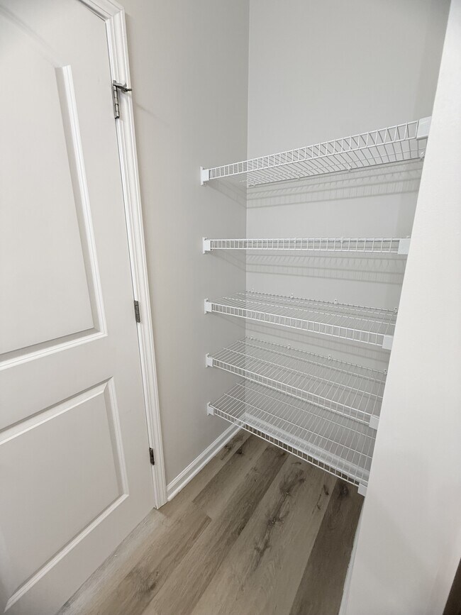 Building Photo - 207 Cupola Dr