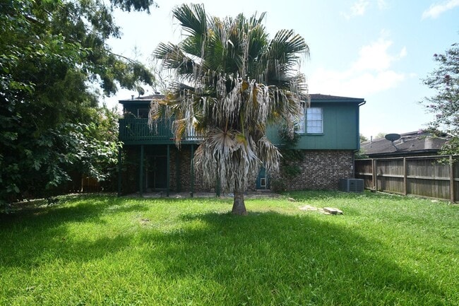 Building Photo - 379 Richvale Ln