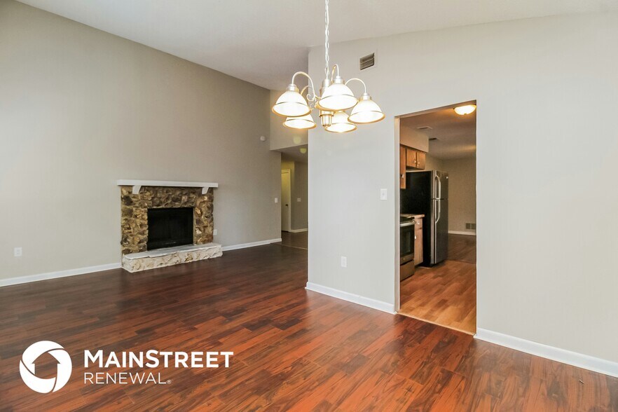 Building Photo - 3125 Orleans Way S