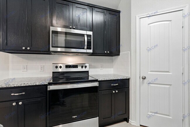 Building Photo - 1707 Wooley Way