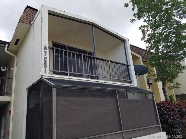 Building Photo - 7851 Miller Dr