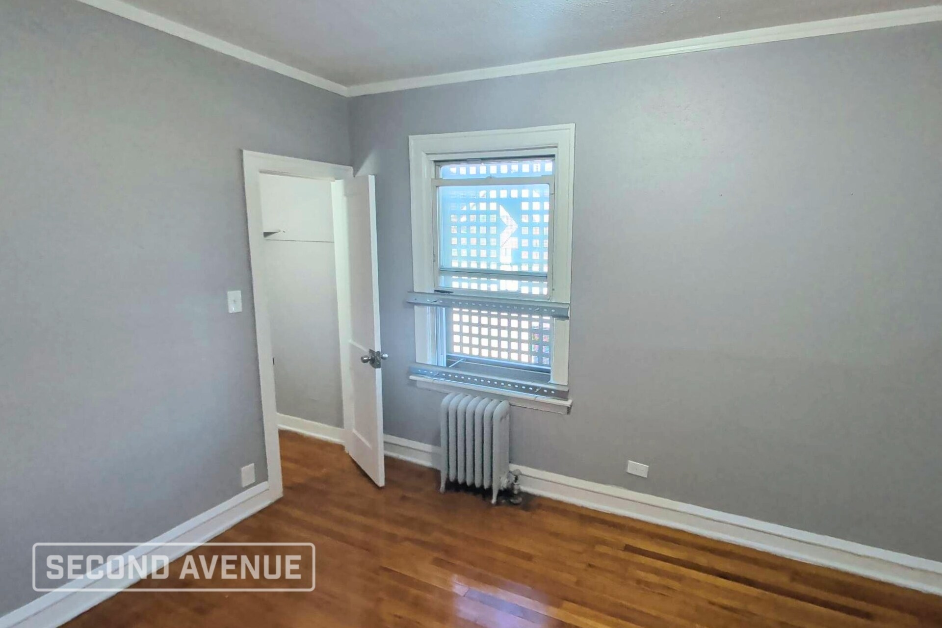 Building Photo - 7114 S Claremont Ave