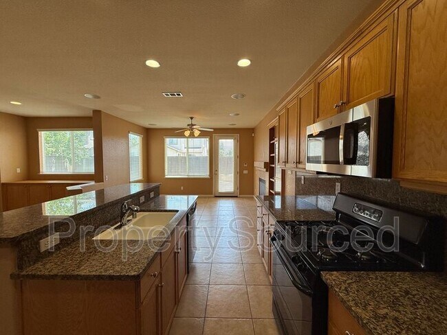 Building Photo - 1688 Gathering Ln