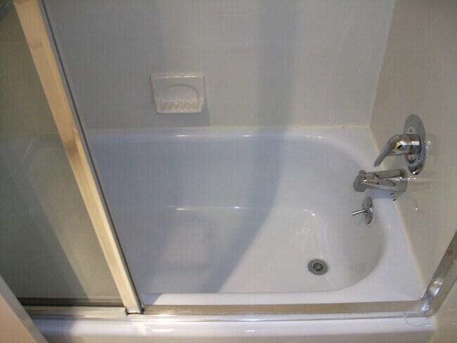 Building Photo - Cozy Condo in the Heart of Santa Clara.