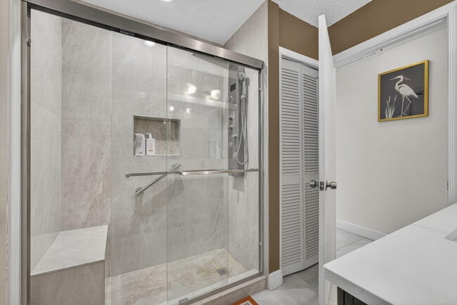 Building Photo - 798 Blueberry Dr