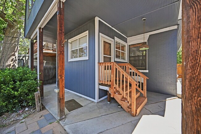 Building Photo - $2,895.95, with $200 Off Cleaning Voucher, 3 Beds - 2 Bath, Single Family Home in Denver with Was...