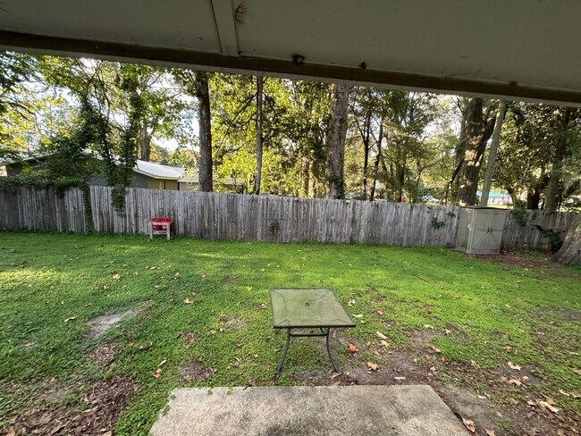 Building Photo - 13904 NW 142 Pl