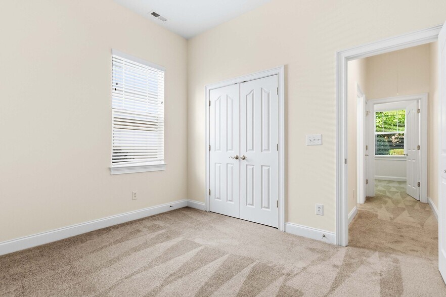 Building Photo - 7819 Chaddsley Dr