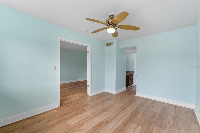 Building Photo - 2521 Caper Ln