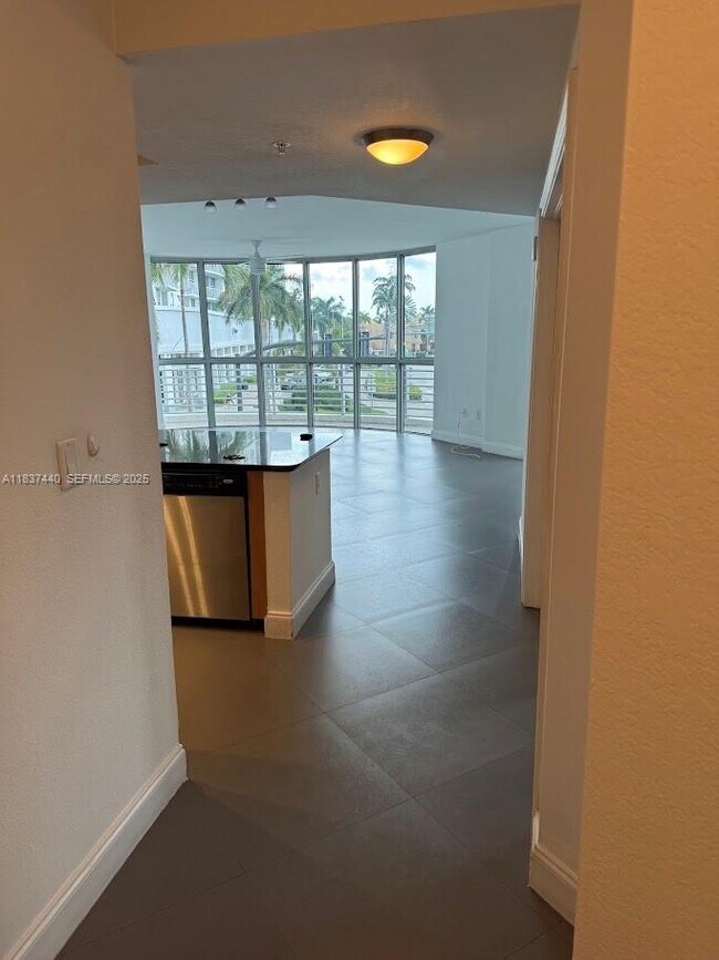 Building Photo - 1830 Radius Dr