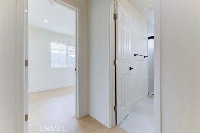 Building Photo - 9917 Marcus Ave