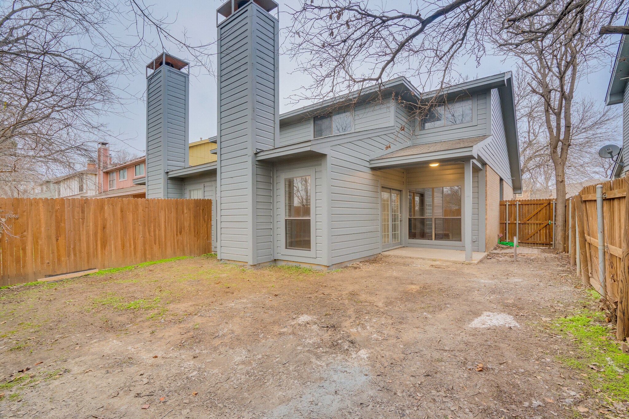 Building Photo - 317 Benjamin St