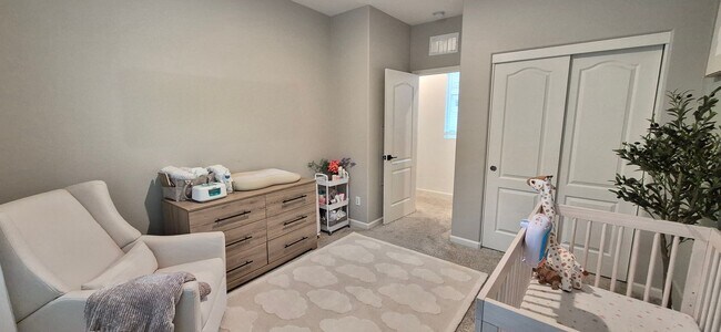 Building Photo - Tastefully Done & Stunning Place to Call Home