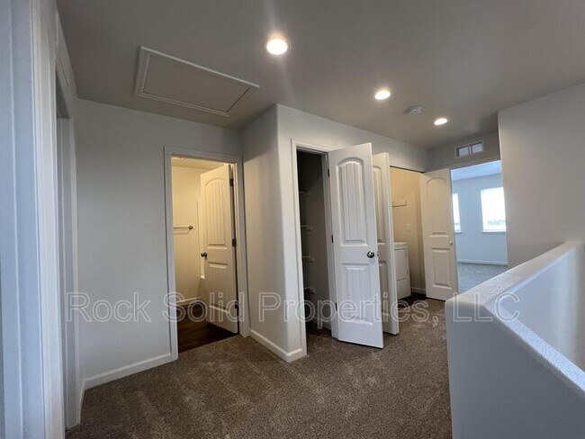 Building Photo - 1512 Danny Pl