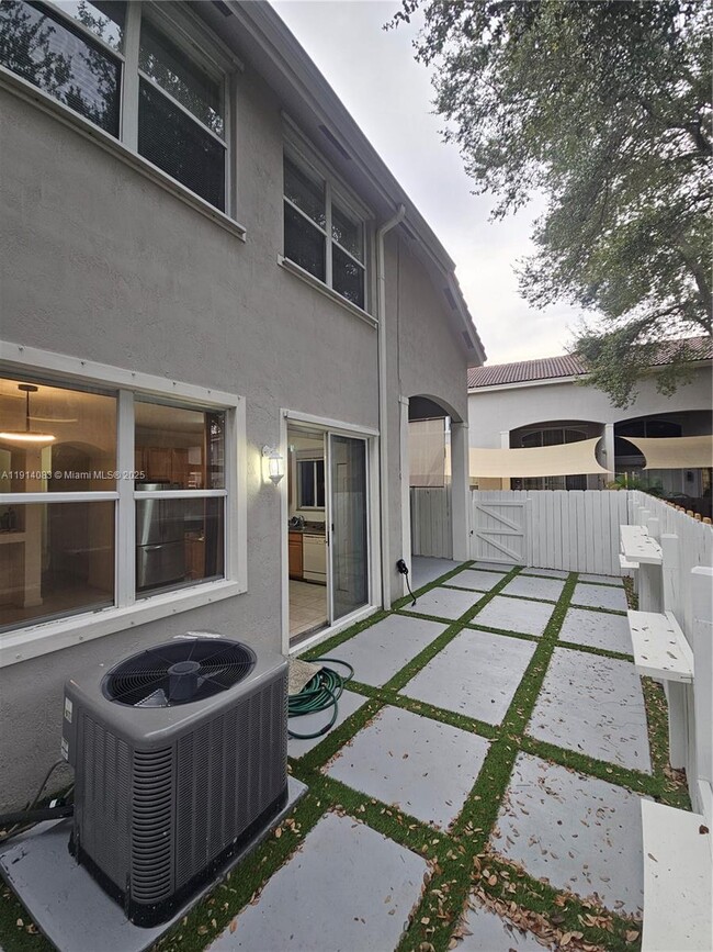 Building Photo - 11551 NW 79th Ln