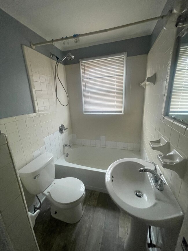 Building Photo - Ranch Located in the Heart of Dunn