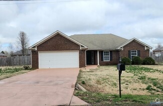 Building Photo - 377 Robinson Rd