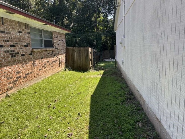 Building Photo - 3030 Winding Way