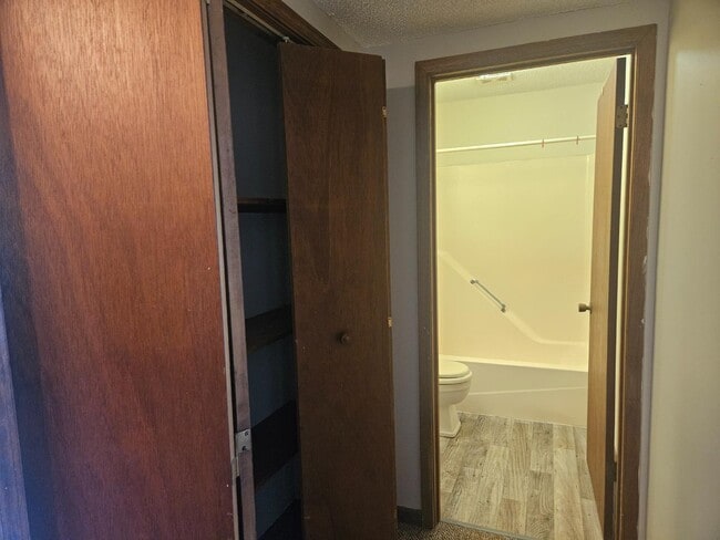 Building Photo - 714 N Campbell St