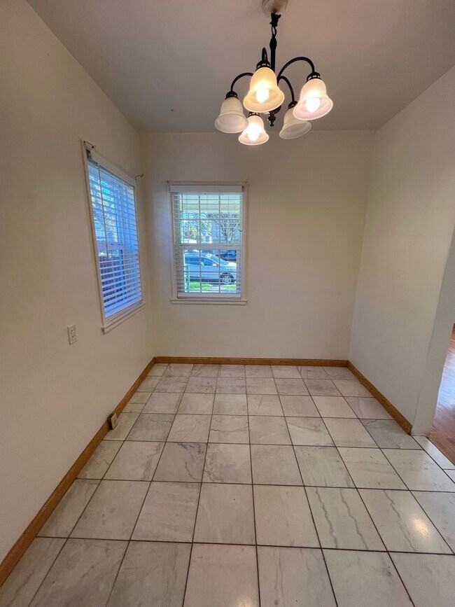 Building Photo - 2016 17 Street - Modern Midtown Gem | 2BR/...