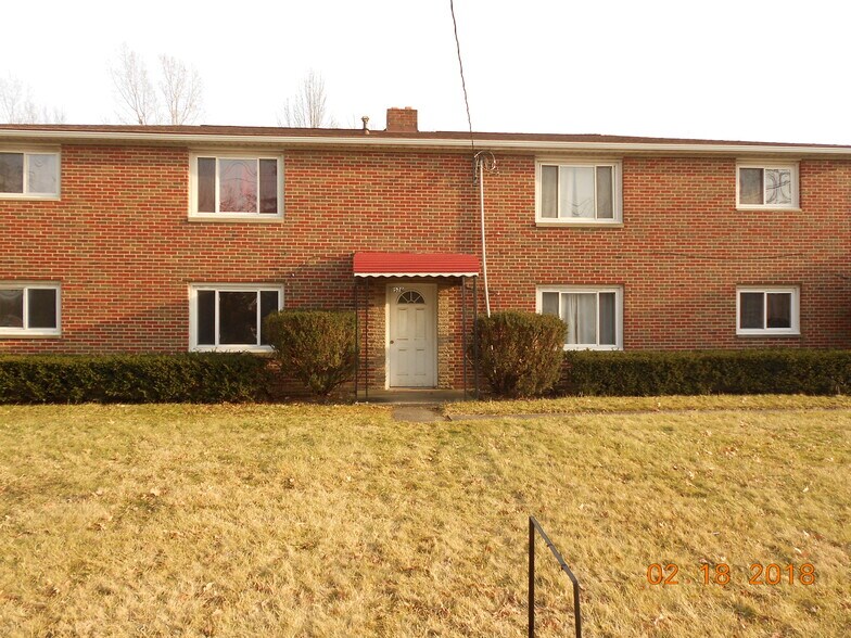 Primary Photo - 570 Graham Rd