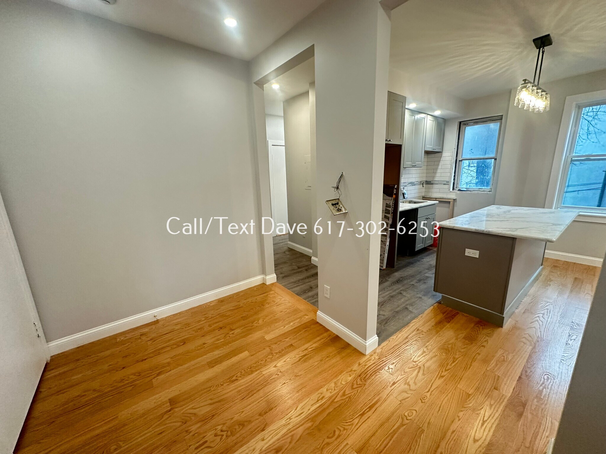 Building Photo - 4 Carol Ave