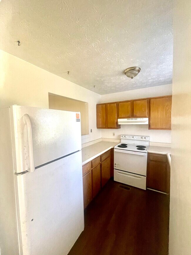 Building Photo - 452 Larkwood Dr