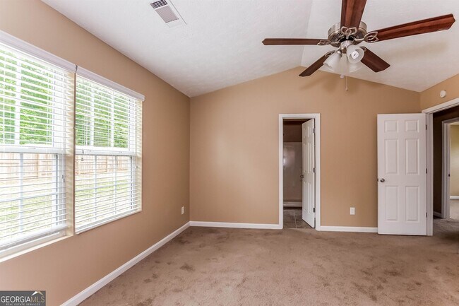 Building Photo - 115 Bramble Bush Trail