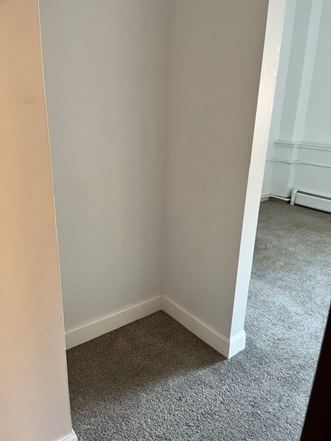 Building Photo - Leasing Agent