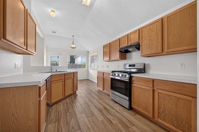 Building Photo - 1706 Teal Run Pl Dr