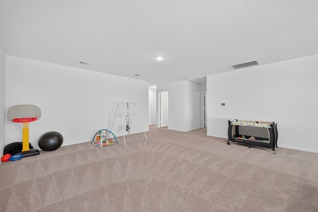 Building Photo - 21624 Elmheart Dr