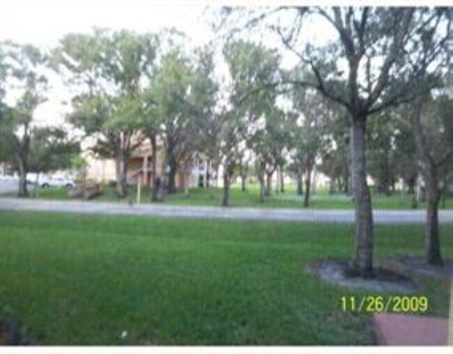 Building Photo - 2400 NW 33rd St