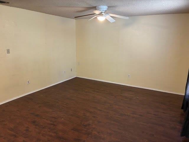 Building Photo - 208 N Vandeveer St